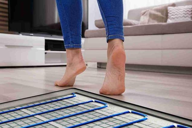 地暖房地板怎么选？三杉热康地板7大核心优势解析